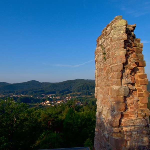 Rund um die Burg Ramstein
