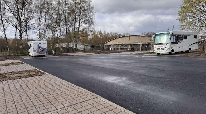 Aire de camping-cars