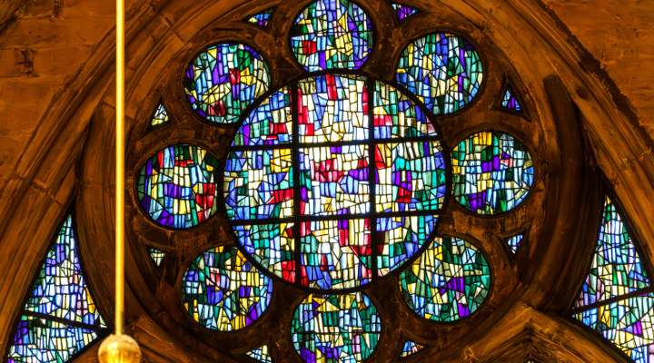 Buntglasfenster der Kathedrale Saint-Étienne