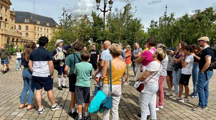 Visite insolite en costume - Metz la Royale