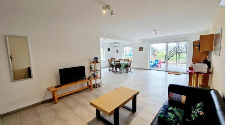 Meublé les menhirs de L'Europe