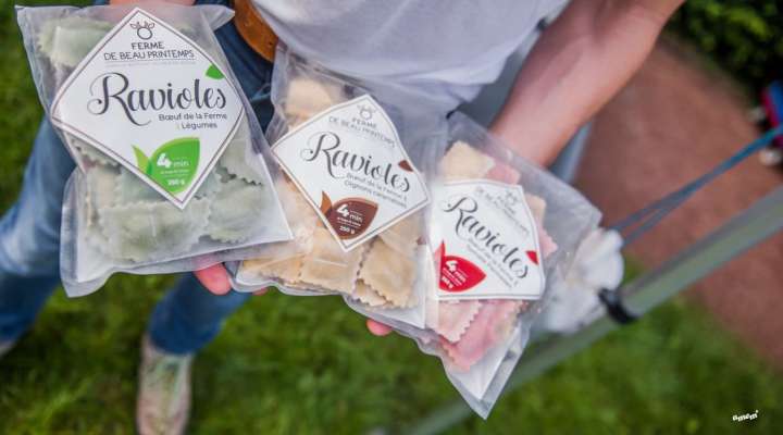 Ferme de beau printemps