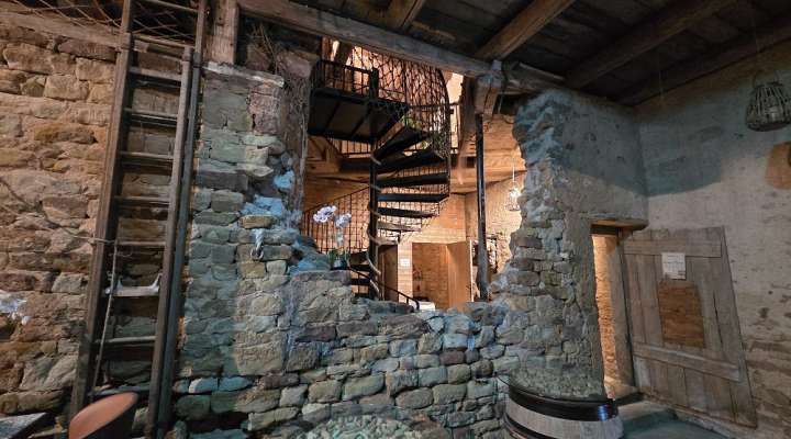 Libertalia Bar et Black Saloon