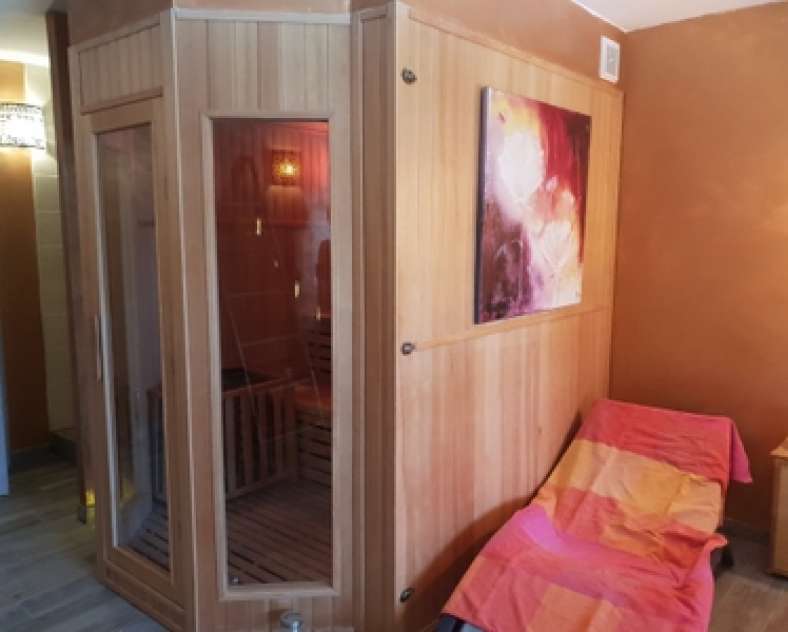 Monique BOUSCH Gästezimmer la terre du milieu