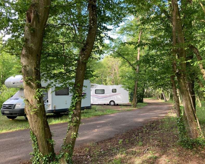 DR camping car park Aire de services Camping-Cars Park