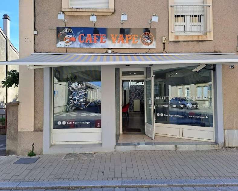 Dominique Calastretti Café Vape