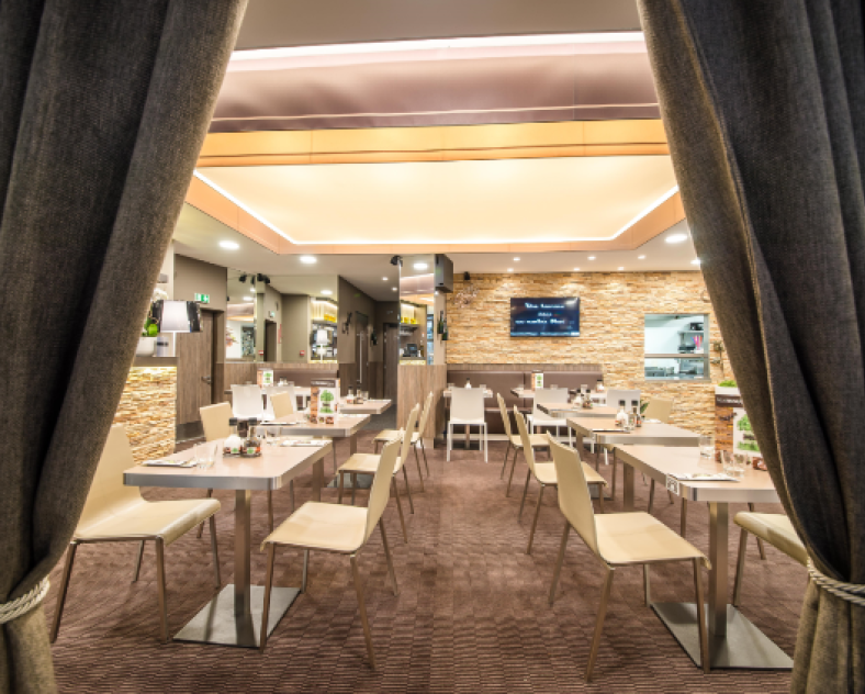 © Les Moulins Bleus Metz  Restaurant Les Moulins Bleus