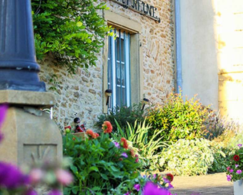 ÉLEVEUR DE VOLAILLES DE CHANTEREINE