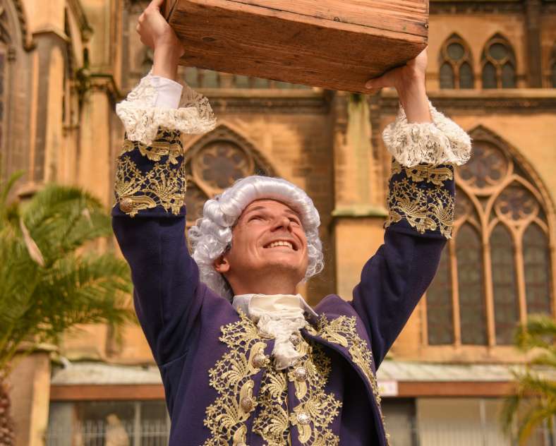 Pascale Meyer Photographiste Escape game urbain - Le cadeau disparu de Louis XV