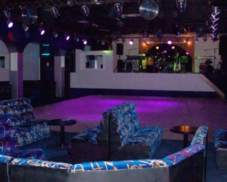 Discothèque le Trianon Discothèque le Trianon