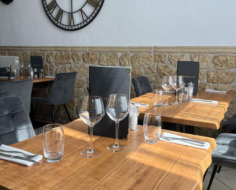 PTT  Restaurant aux bouchées d'or