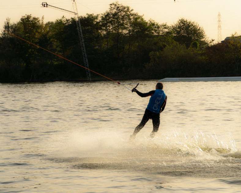 Moselle Wakepark Moselle Wakepark - Téléski nautique
