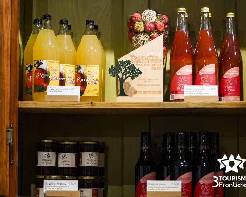 Trois Frontières Tourisme Earl du Chambeyron