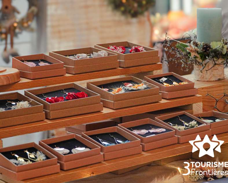 Trois Frontières Tourisme L et C fleurs