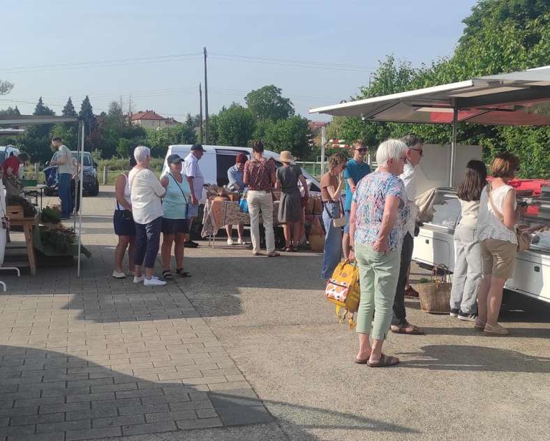 Françoise Dalstein Marché de producteurs locaux