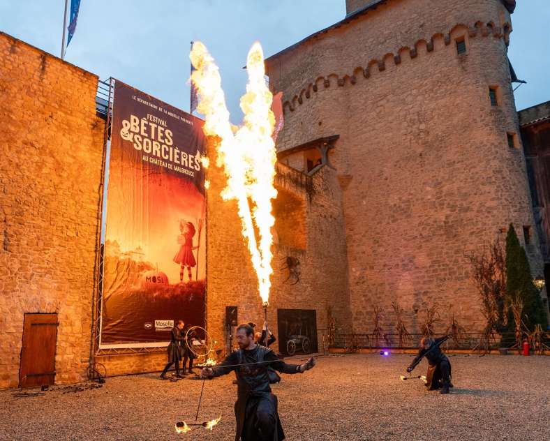 A. Picoré Festival Bêtes et Sorcières à Malbrouck
