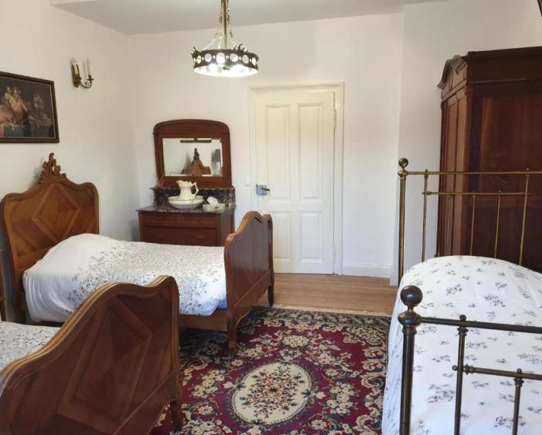 Nadia GLATT-SCHMITT  Maison d'hôtes l'Obsidienne