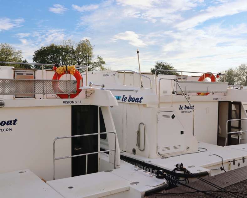 TSMS - A. Muller  Bootsverleih Le Boat