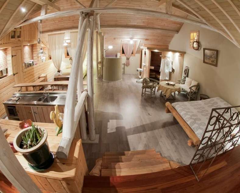 Sandra Colin  Ferienhaus Secret de la Forêt - Gîte SPA