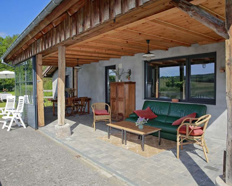 Bernadette Fischer Atypisches Gite am Wasser