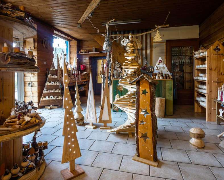 Saboterie Petrazoller Die Holzschuhmacherei Petrazoller