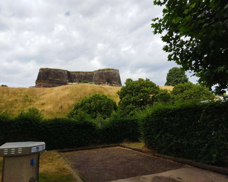 S. Spielmann - OTIPB Servicebereich für Wohnmobile an der Zitadelle