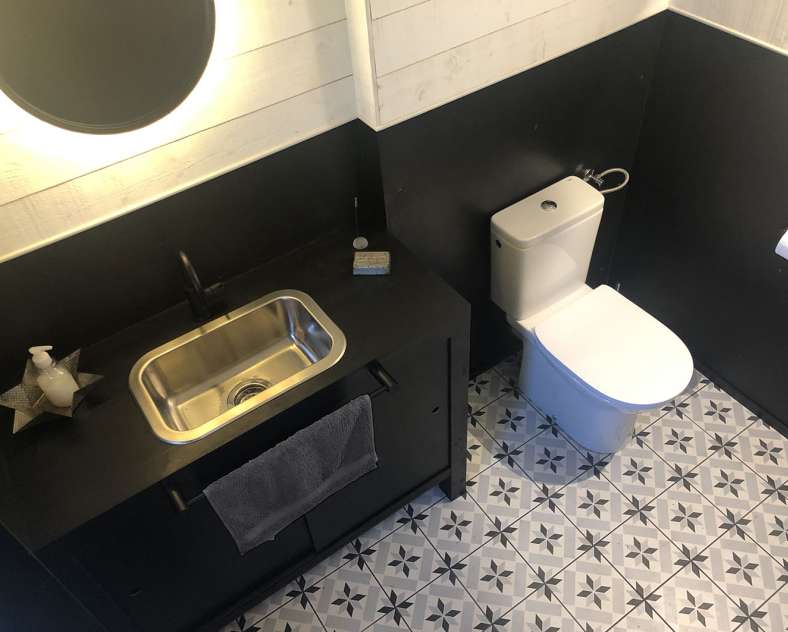 Isabelle Josselin  Hébergement insolite du relais équestre du Schmalenthal