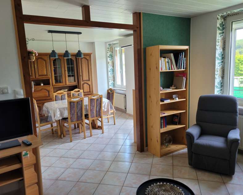 J. Bleichner Meublé la paraison