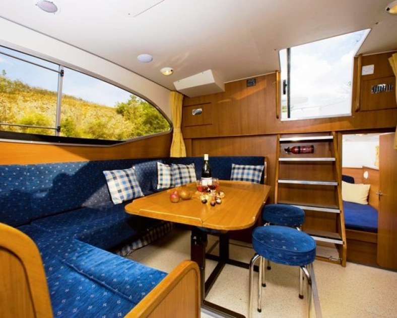 Jean-Claude Kanny - Collection Moselle Tourisme Location de bateaux navig France