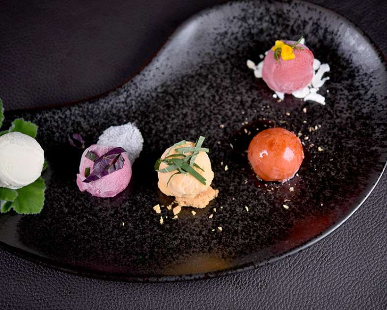 Thomas François Restaurant À la 12