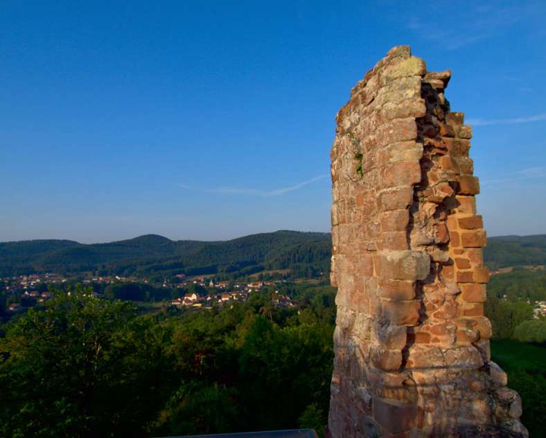 Emmanuel Stourm 2020
Licence Open Data Rund um die Burg Ramstein