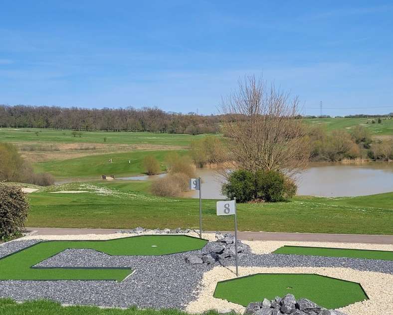 Facebook golf de Faulquemont Minigolf de Faulquemont Pontpierre