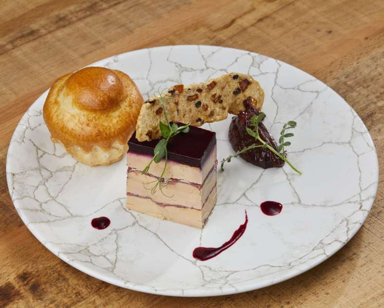 Karine Faby  Restaurant Saint-Hubert