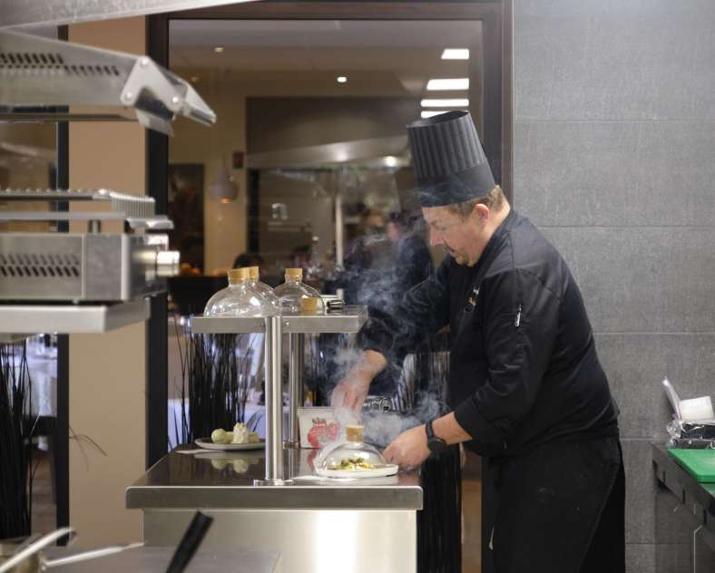 Karine Faby  Restaurant Saint-Hubert