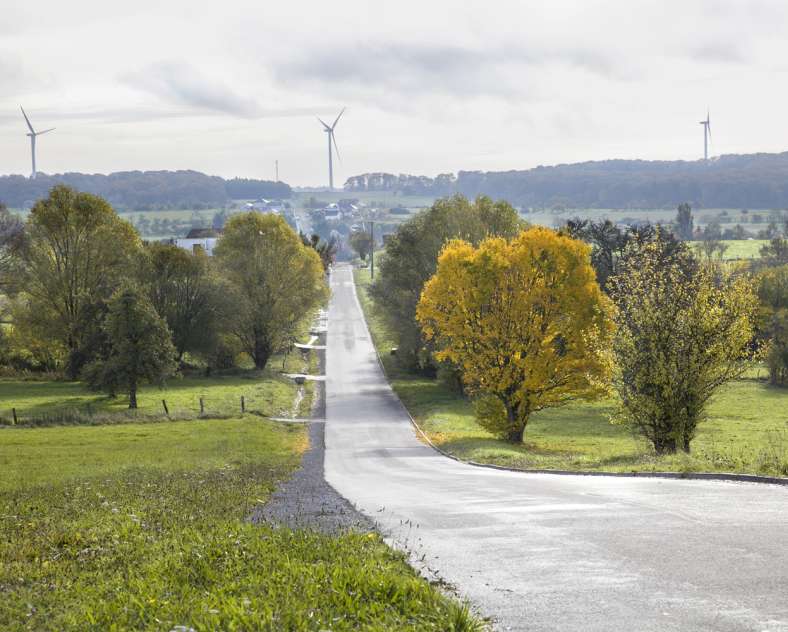 Mairie de Woelfling  Wanderwege in Woelfling-les-Sarreguemines