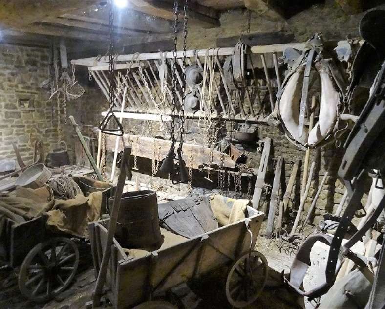 Les Amis de la Maison des Arts et des Traditions Porte ouverte de la Maison des Arts et Traditions de Rouhling