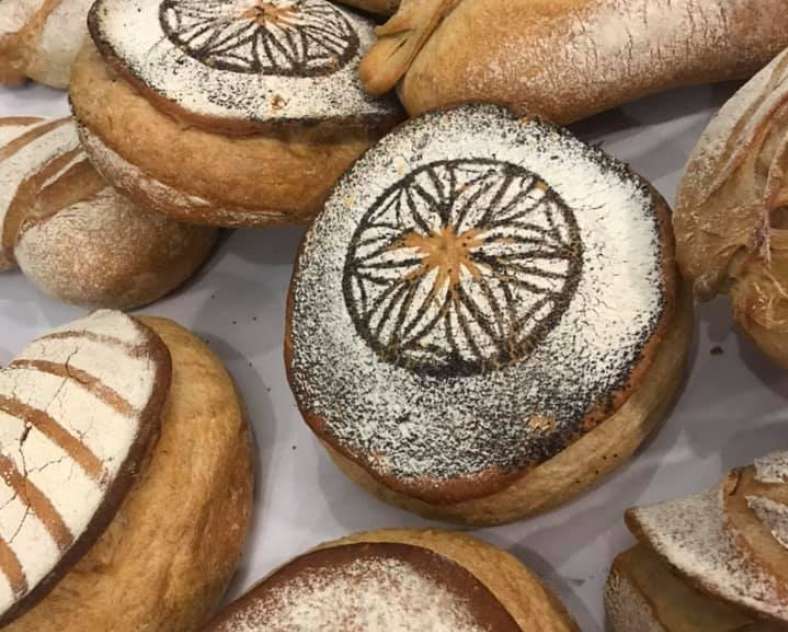 Julien Froehlich BÄCKEREI - TEEHAUS FROEHLICH