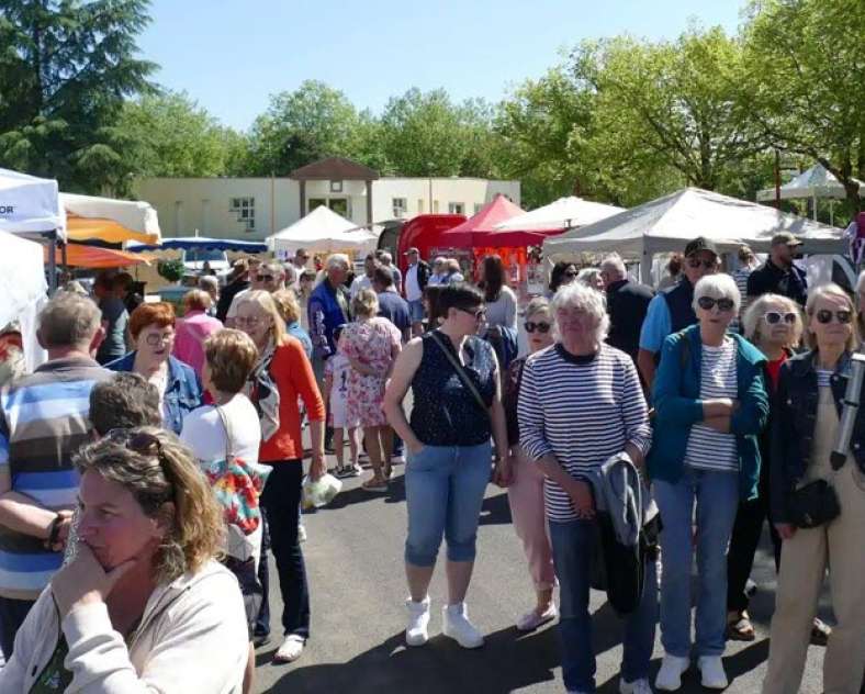 Le Rendez-vous du Marché Erzeugermarkt in Rouhling