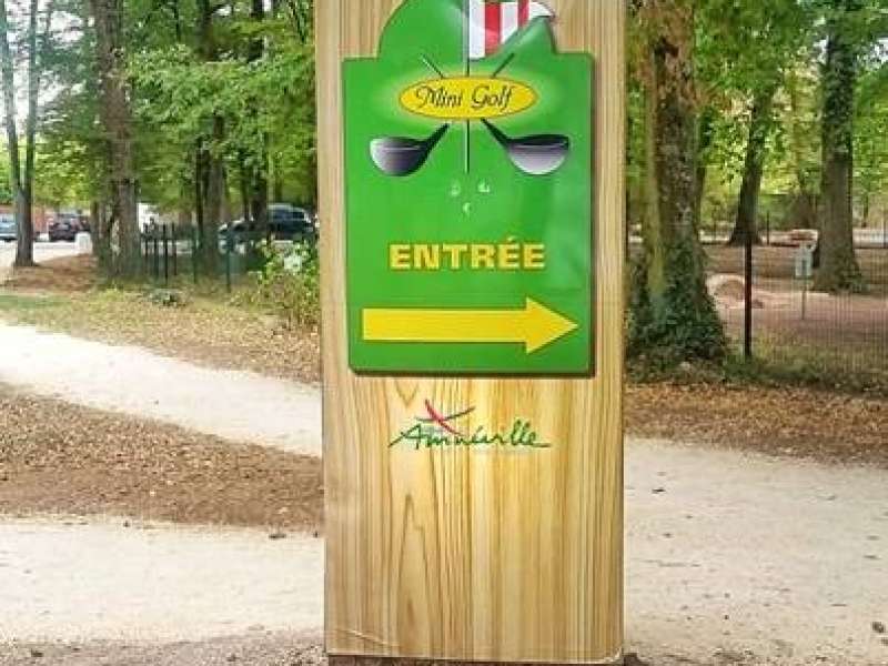 Saguet Animations  Minigolf in Amnéville