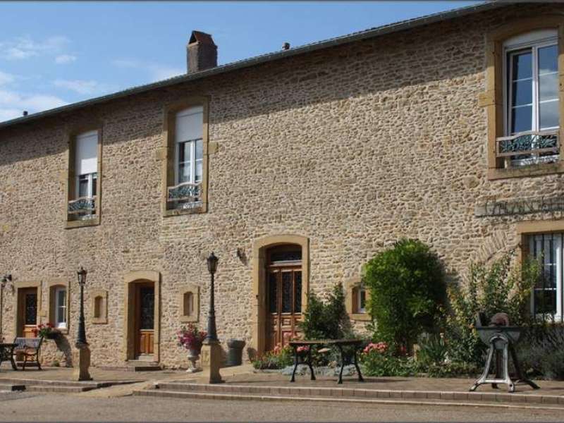 Charles MATHIS
(charles.mathis.free.fr)  Bauernhofgasthof Chantereine