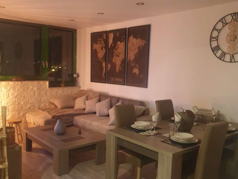 Mr GORID Meublé Imgmloc