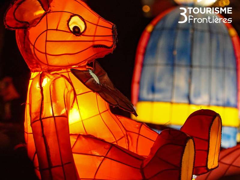 MONTLAUR Céline - Trois Frontières Tourisme Das Dorf des Weihnachtsmannes