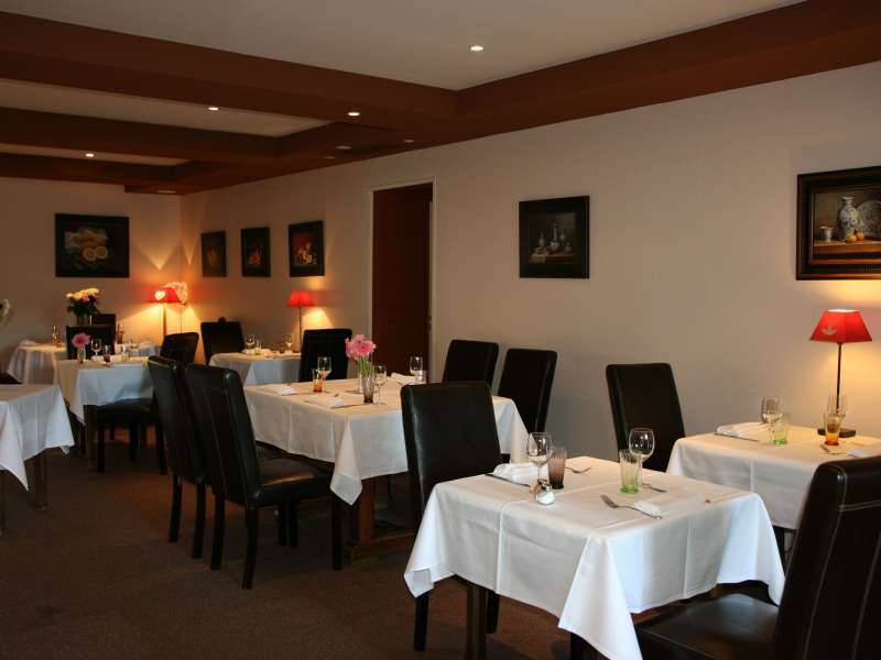 Alain Delgado  Hôtel-restaurant Les Cigognes