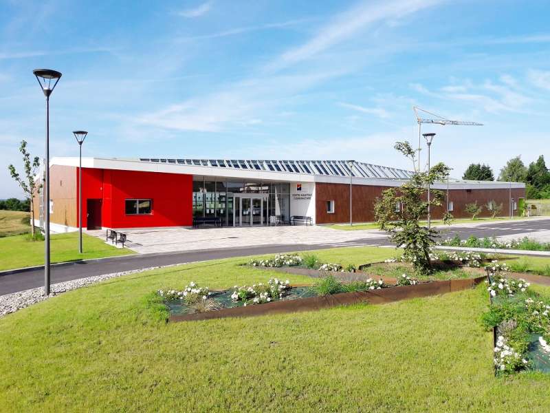 Thierry Maksimovic Gemeinschaftliches Wasserzentrum