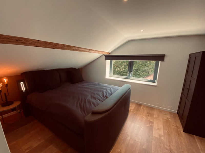 Yoann Lintz  Meublé Scandinavian