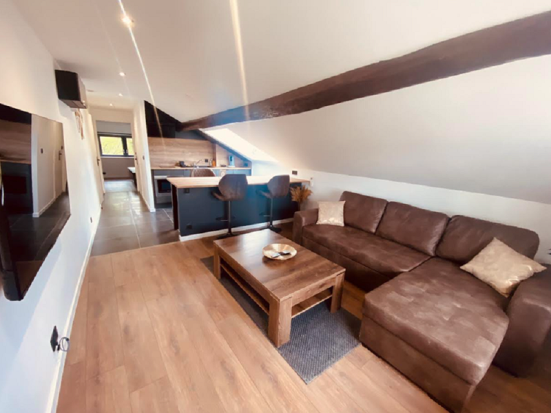 Yoann Lintz  Meublé Mille et une nuits