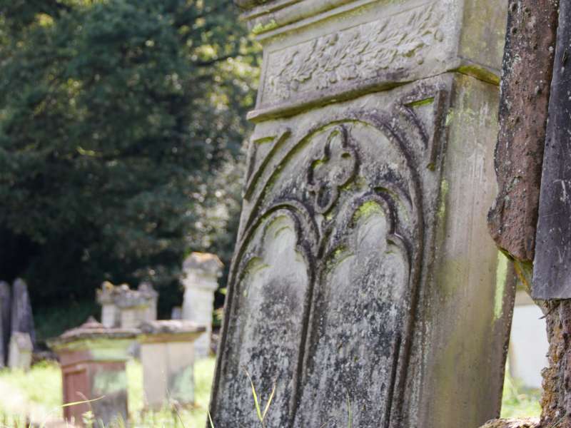 Cindy Turpin - Sarreguemines Tourisme  JÜDISCHER FRIEDHOF