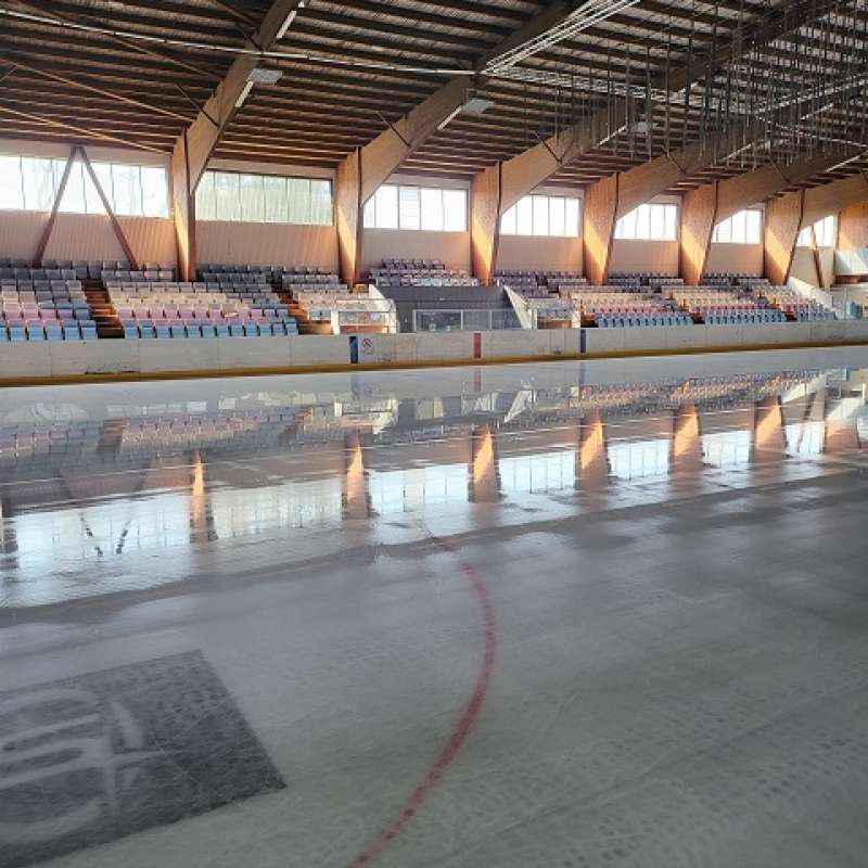 Patinoire Ice Arena Metz  Eislaufbahn Ice Arena in Metz