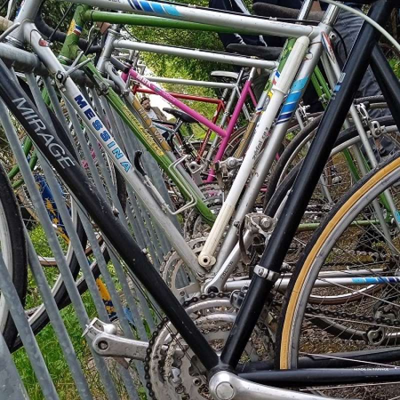 Association Reprenons le Guidon Atelier vélo - Reprenons le guidon