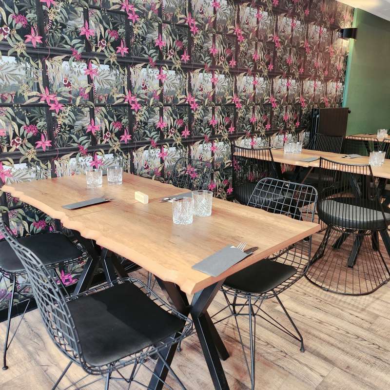 Thionville Commerces Au comptoir des îes